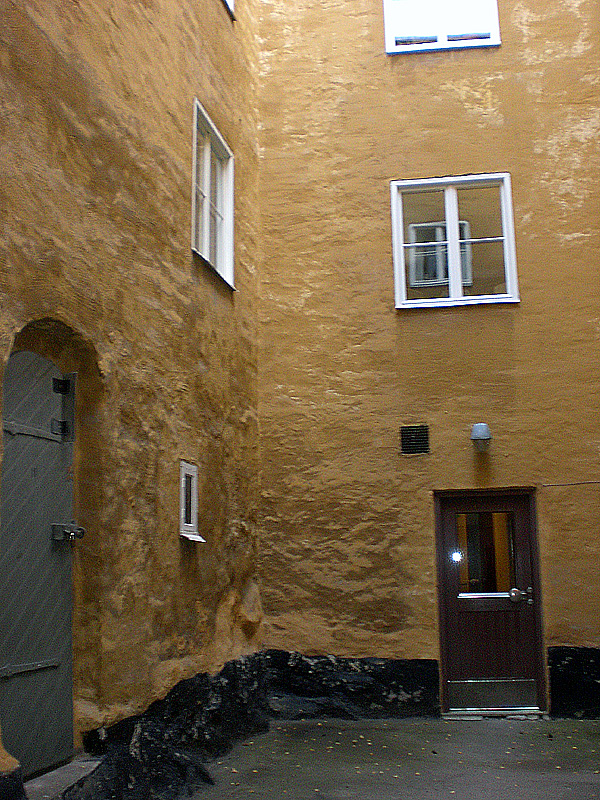 Danviks dårhus innergård