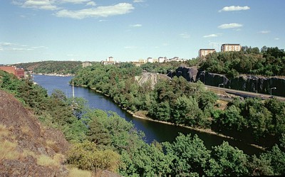 Utsikt från Henriksdalsberget / Trolldalen över Svindersviken, Nacka