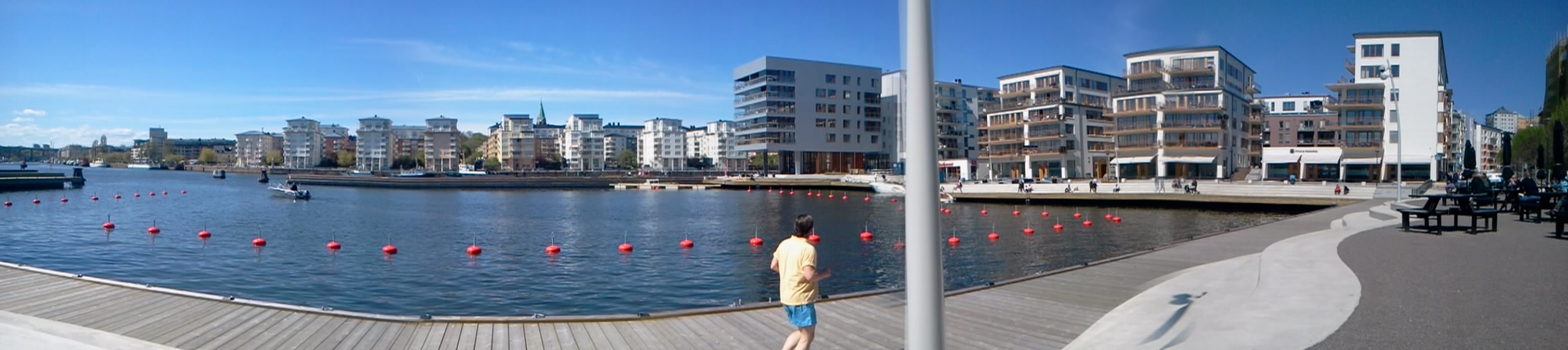 Marinan på Jan Inghes torg i Henriksdalshamnen