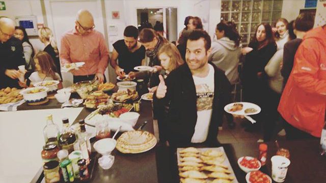 Matfest på fritidsgården Glada Henkan på Henriksdalsberget