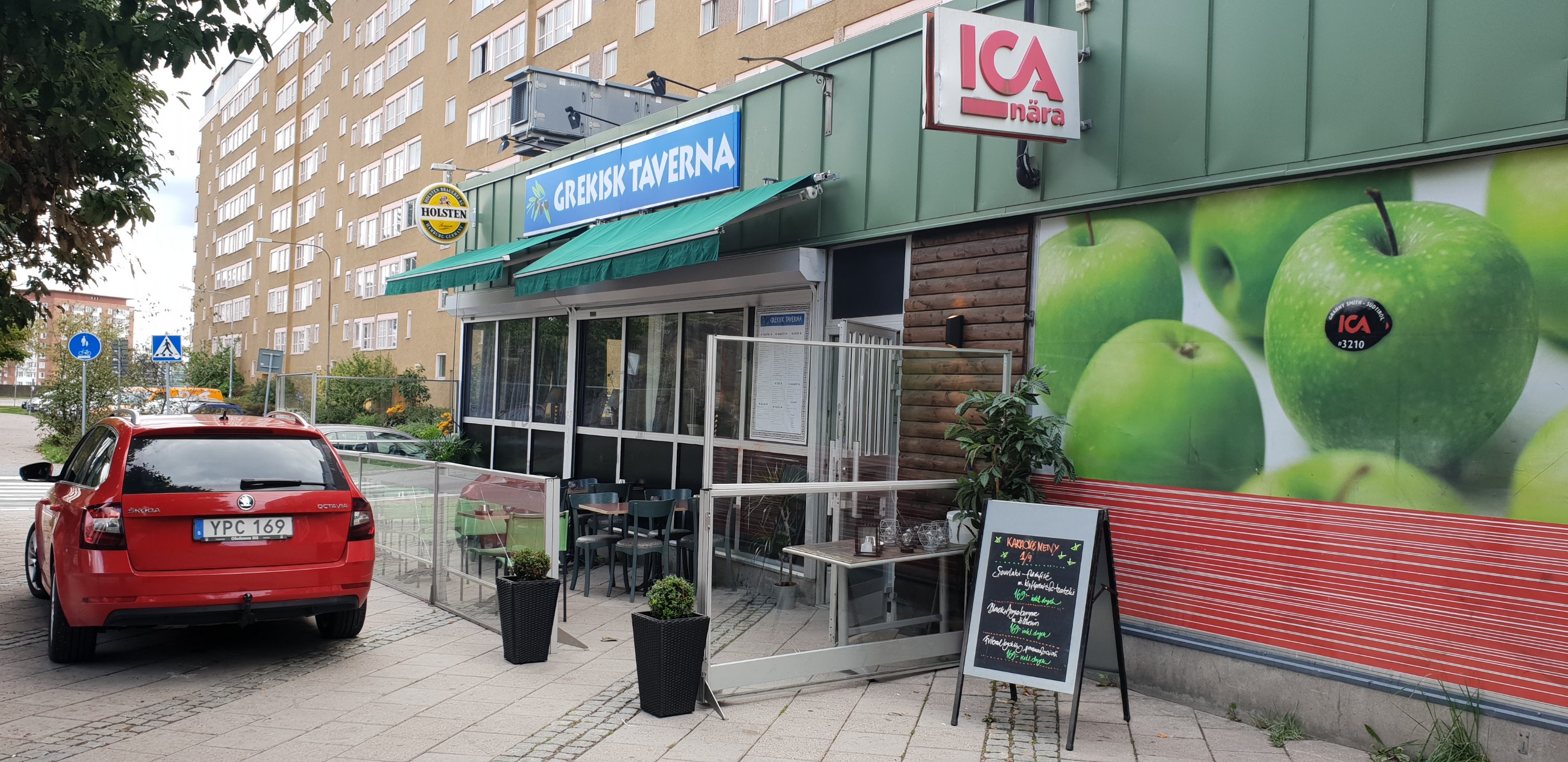 Grekisk taverna på Henriksdalsringen