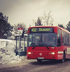 Buss 402 på väg mot Slussen