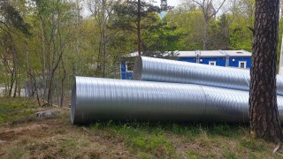 Avgasrör från Henriksdals reningsverk i Trolldalen