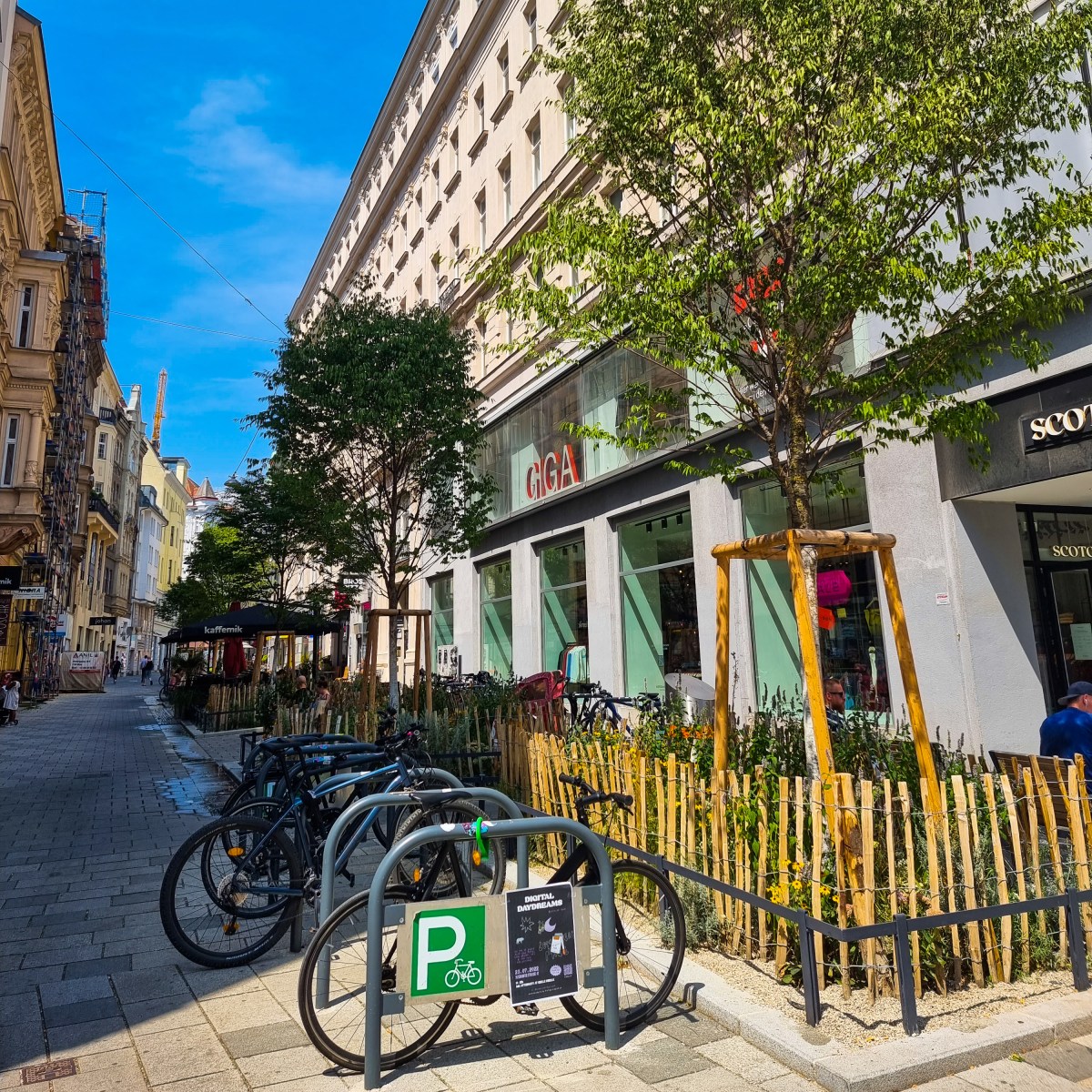 Gröna korridorer på Neubaugasse i Wien