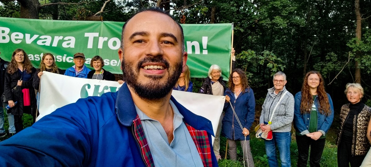 Demonstration mot exploateringen av Trolldalen