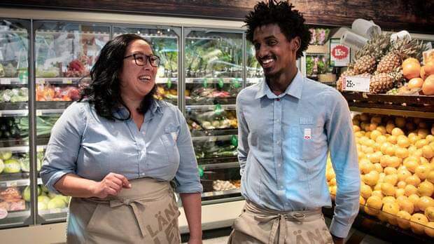 Susan Bardevik är handlare på ICA Nära Finnboda