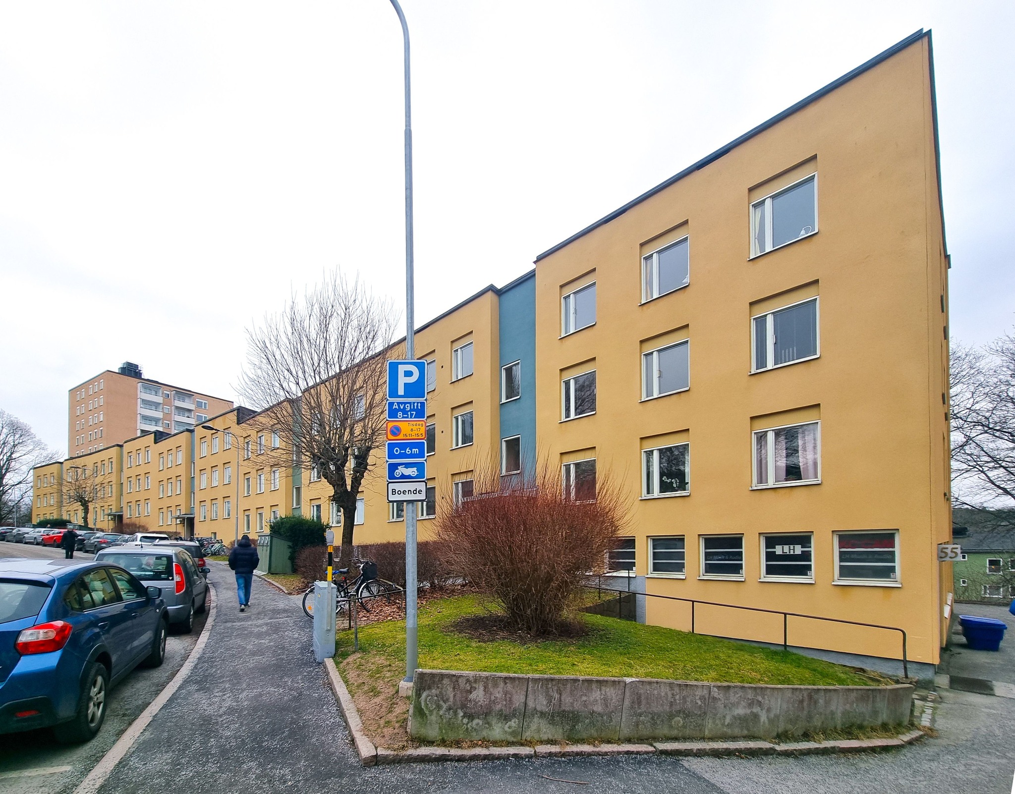 Bostadshus på Atlasvägen 43 - 57 på Tallbacken i Nacka