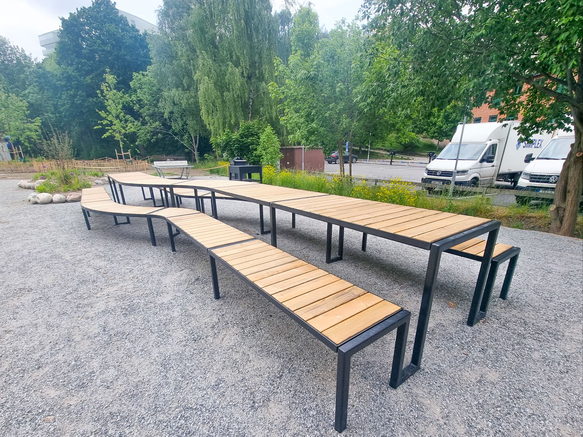 Finnboda äng : park, hundrastgård & lekplats invigs 10 juni